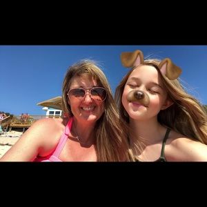 Meet your Posher, Angie